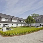شقة Haus Inselwind 16 Meerwind Mit Gratis Nutzung Vom Ahoi Erlebnisbad Und Sauna In Sellin Groß Zicker