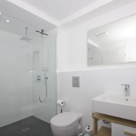 Apartment Gratis Nutzung Vom Ahoi Erlebnisbad Und Sauna In Sellin - Haus Inselwind Meerwind *