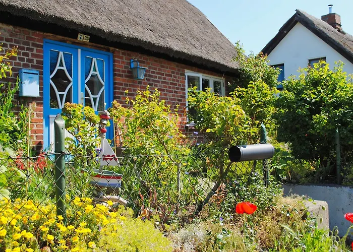 Haus Inselwind Ferienwohnung 16 Meerwind Mit Gratis Nutzung Vom Ahoi Erlebnisbad Und Sauna In Sellin Groß Zicker
